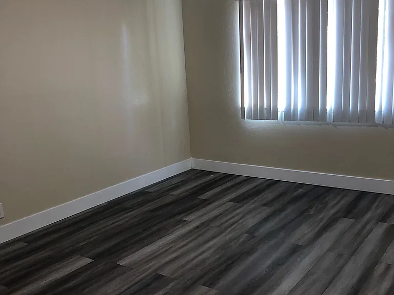 1927 Dwight Way — Photo 18
