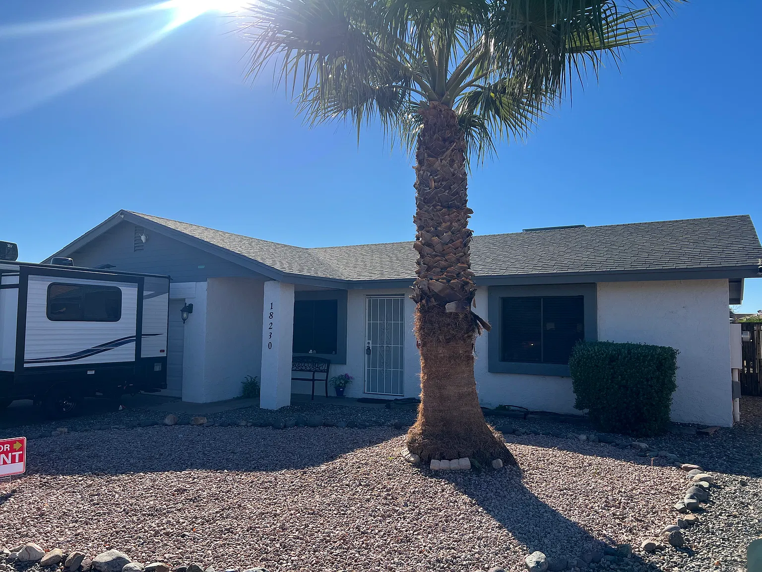 2 bed, 1058 sqft, $2,000 — Photo 1