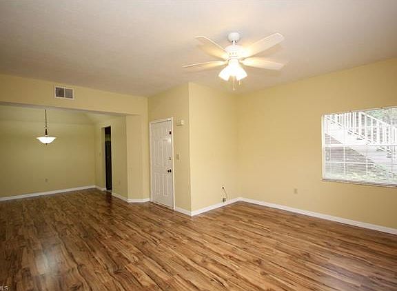 5th image of 14461 Summerlin Trace Ct APT 4