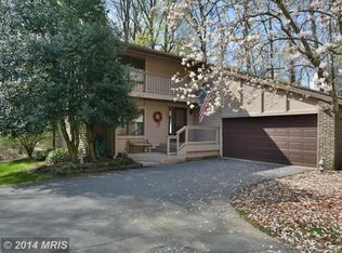 9903 Coffer Woods Rd, Burke, VA 22015