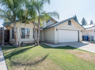 2182 Palo Alto Ave, Clovis, CA