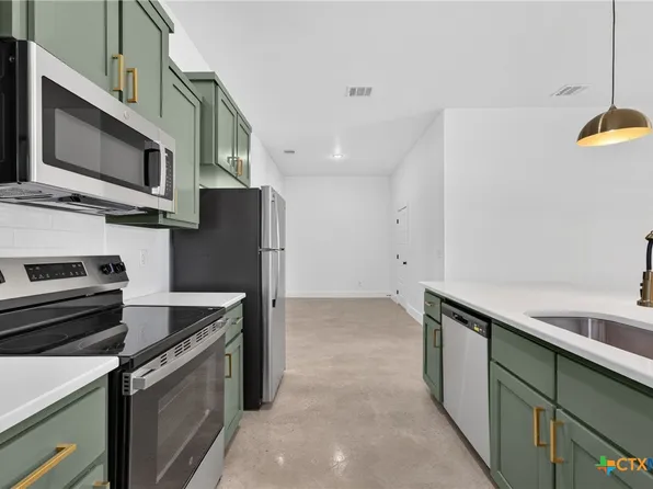 105 Leon Ln, Copperas Cove, TX 76522