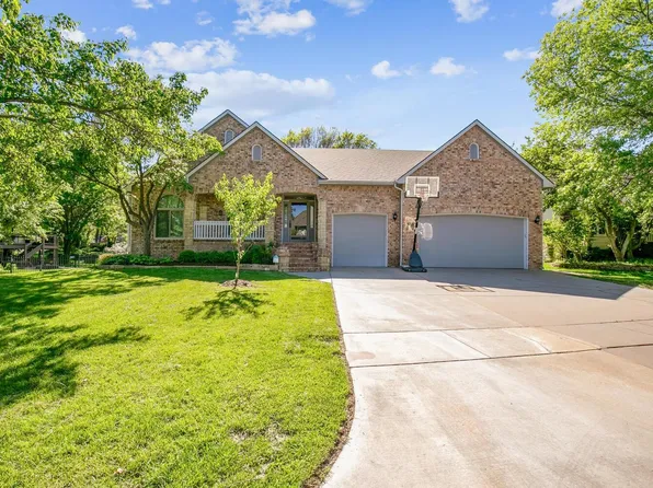 321 N Montbella Cir, Wichita, KS 67230