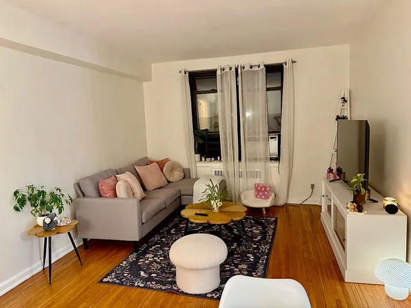 112-25 34th Ave #5B, Corona, NY 11368