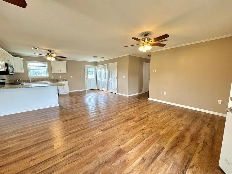 1190 Carnes Rd — Photo 10