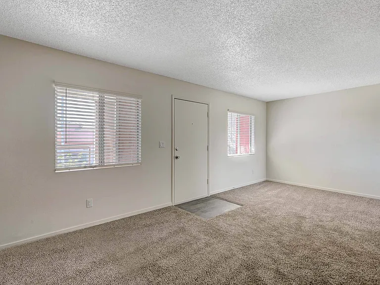 Solstice Apartment Homes — Photo 19