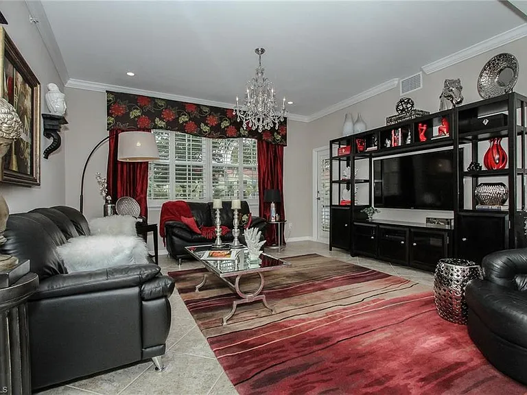 8531 Violeta St #101 — Photo 2