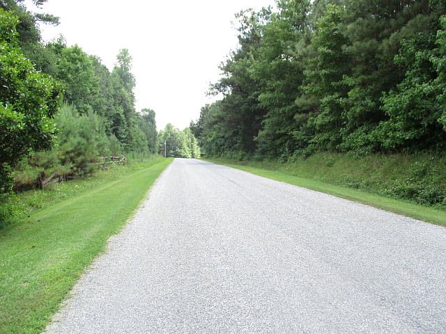 2nd image of 1558 Prestwood Rd
