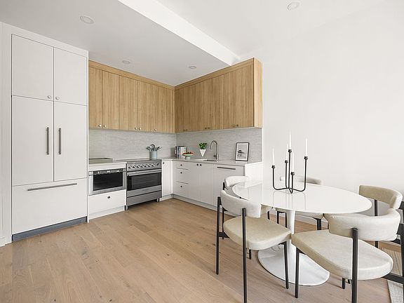 2nd image of 48 Stanhope St #4F