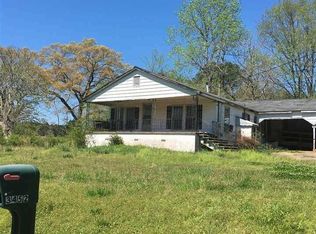 3452 Virginia Dr, Bessemer, AL 35023