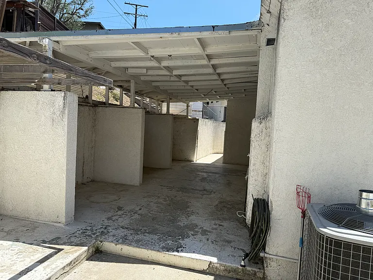 3634 W Avenue 42 — Photo 17