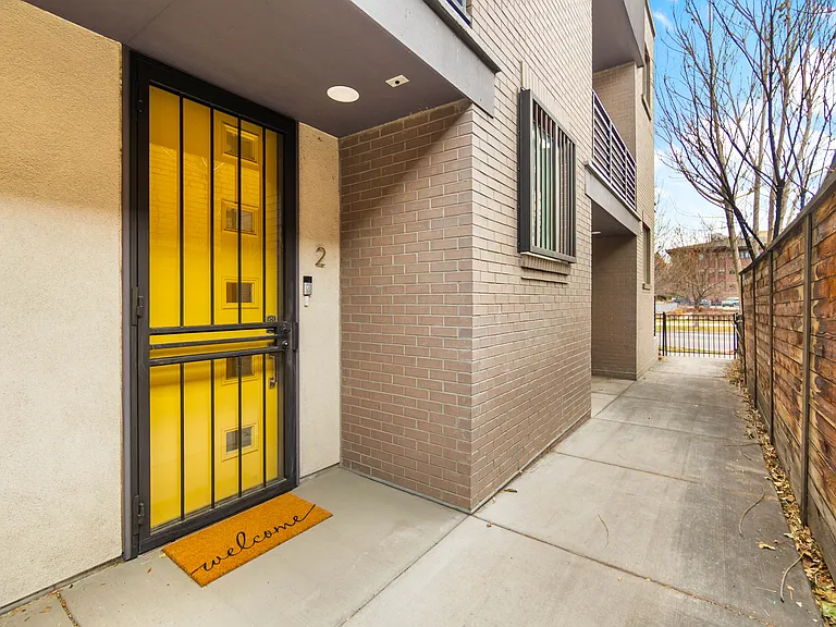 2051 N Downing St #2 — Photo 28