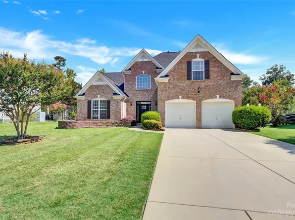 5835 Heartwood Ct, Harrisburg, NC 28075