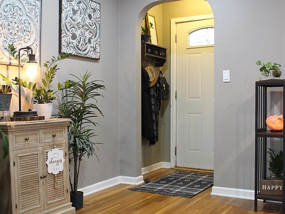 3rd image of 1725 S 50th St