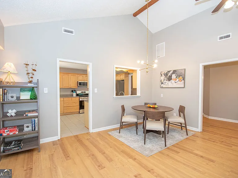 103 Burnham Rise #FURNISHED — Photo 14