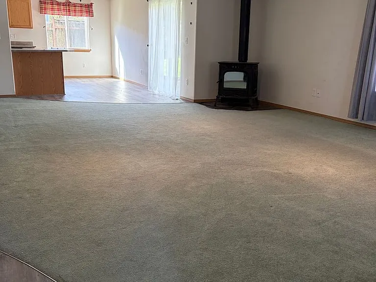 183 E Roosevelt St — Photo 8