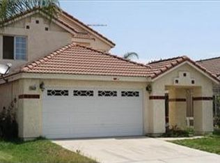 15528 Willow Dr, Fontana, CA 92337