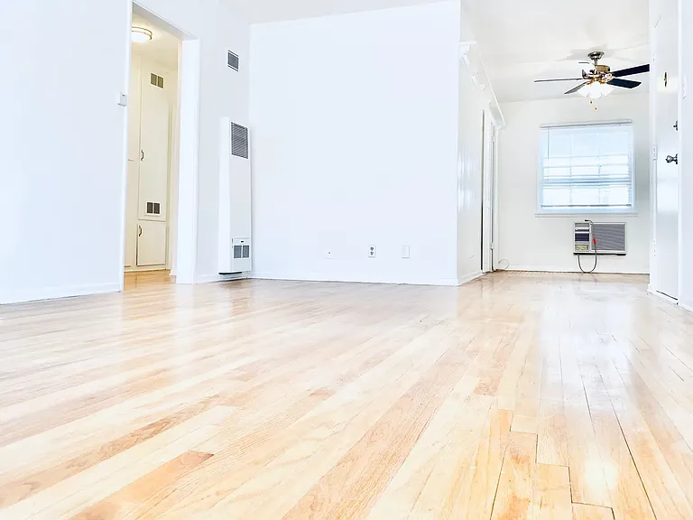 13519 Moorpark St #5 — Photo 8