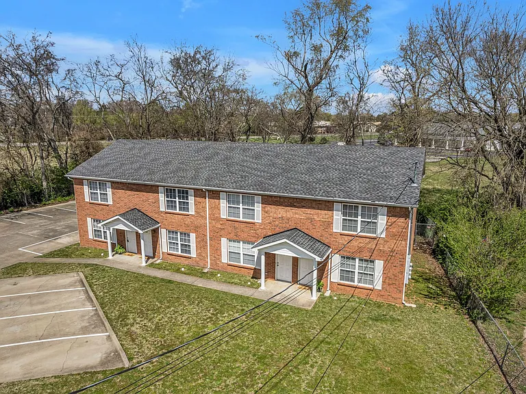 1515 Center Pointe Dr — Photo 1