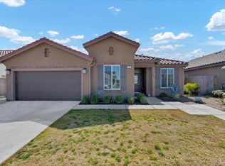 785 Strada St, Lemoore, CA 93245