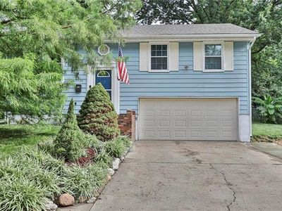 18504 E Cheyenne Dr, Independence, MO, 64056