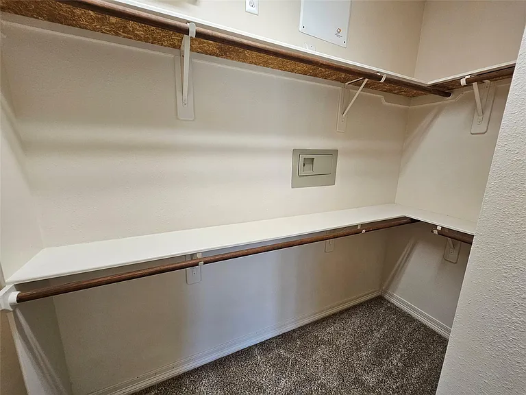 3218 Waters Edge Dr — Photo 19