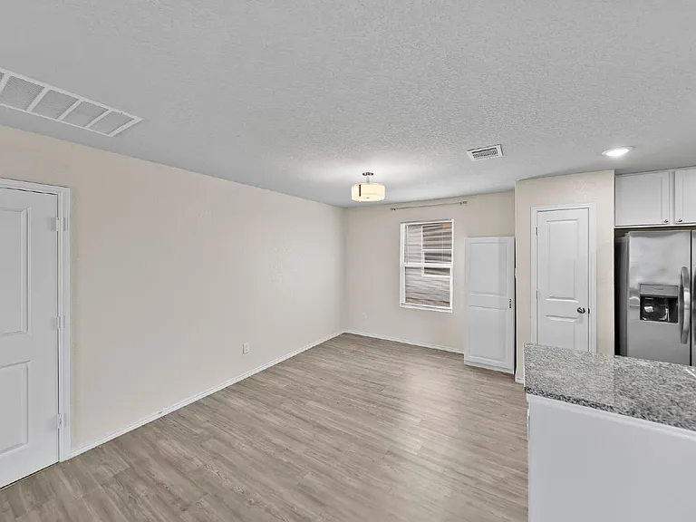 4138 Southton Tarn — Photo 12