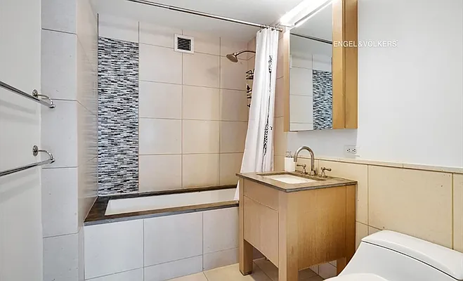 Sold by Engel & Völkers New York City | media 25