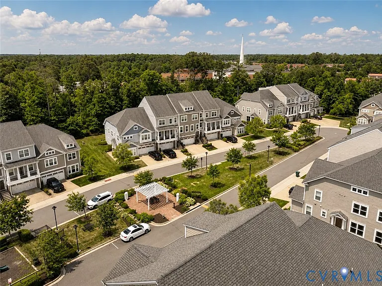 5421 Hickory Ann Dr — Photo 64