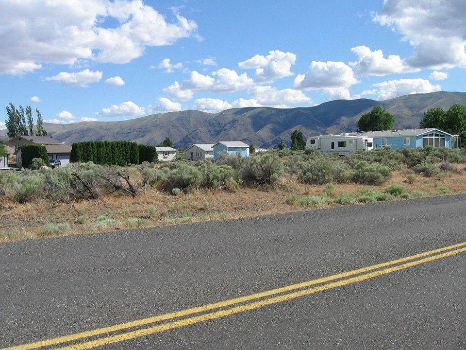 2nd image of 416 Cherry Ln SW Lot 220