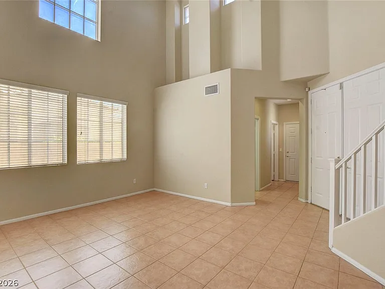 3432 Yellow Cove Ln — Photo 4