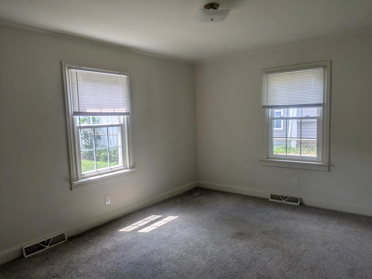101 Bradley St — Photo 4