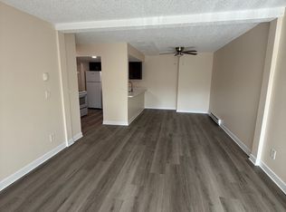 931 SW Holden St APT 105, Seattle, WA 98106