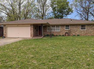 2449 S Clay Ave, Springfield, MO 65807