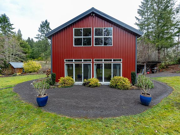 2nd image of 12039 Minnie Rose Ln NE