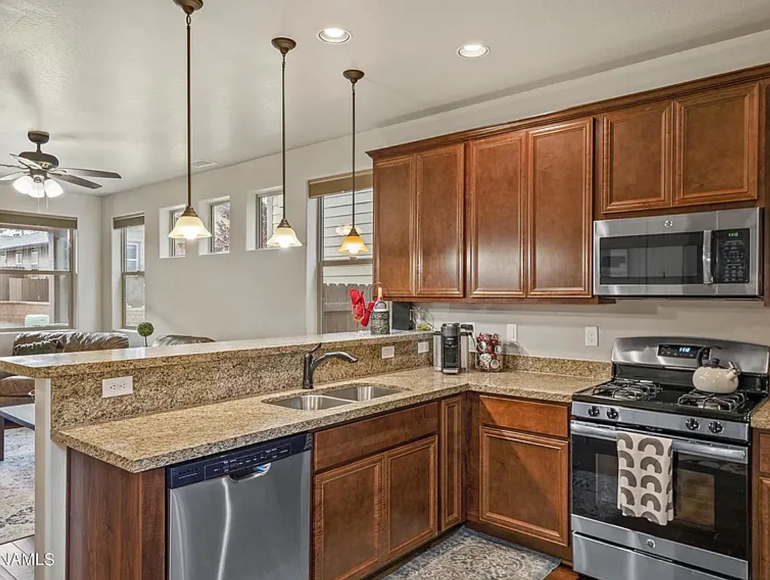 2525 W Pollo Cir — Photo 2