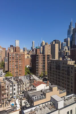 Rented by Compass | media 14