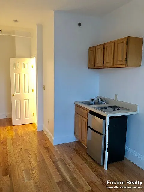 Studio, 9999 sqft, $1,995 — Photo 2