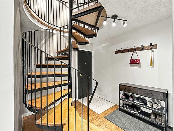 4th image of 1140 S 15th Ave SW #1002