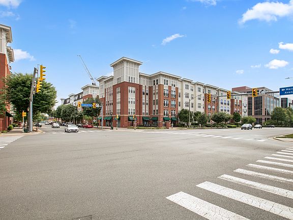 3rd image of 2665 Prosperity Ave APT 353