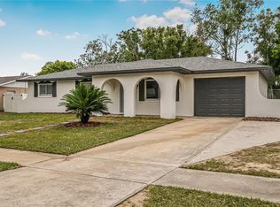 2710 Lakewood Ln, Eustis, FL 32726