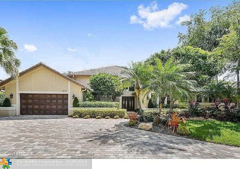 1st image of 10026 Vestal Pl