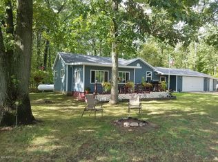 2265 N Tallman Lake Rd, Fountain, MI 49410