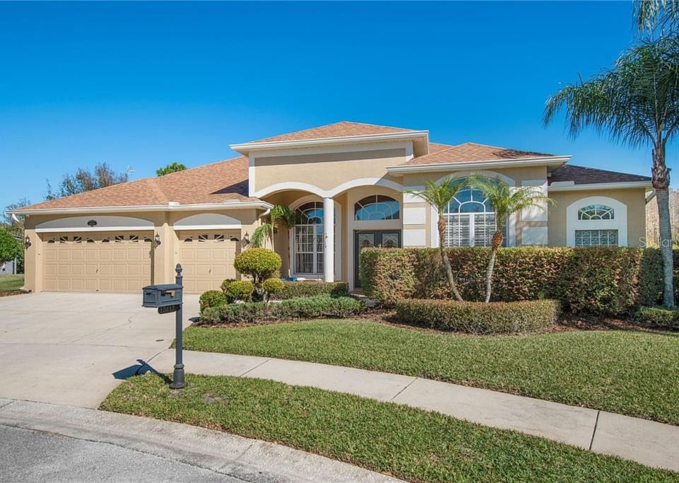 1st image of 10412 Riverburn Dr