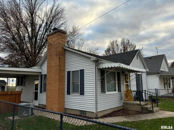 273 E Jackson St, Auburn, IL 62615