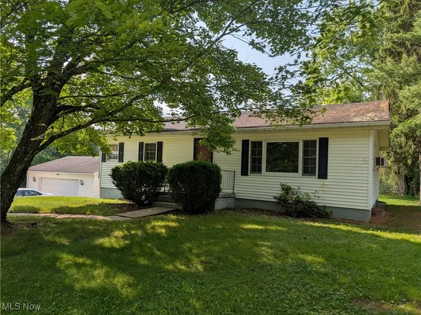5710 Sugargrove Rd, Blue Rock, OH 43720