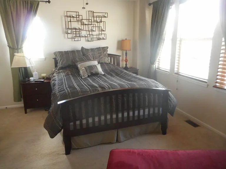 11963 Bolton Dr — Photo 6