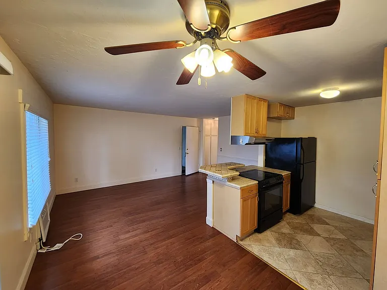 9568 Carroll Canyon Rd #250 — Photo 5
