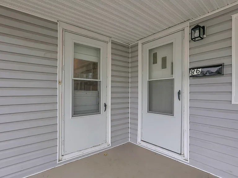 86 Wilwood Ave — Photo 16