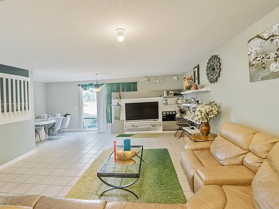 2nd image of 2303 CENTER STONE Lane
